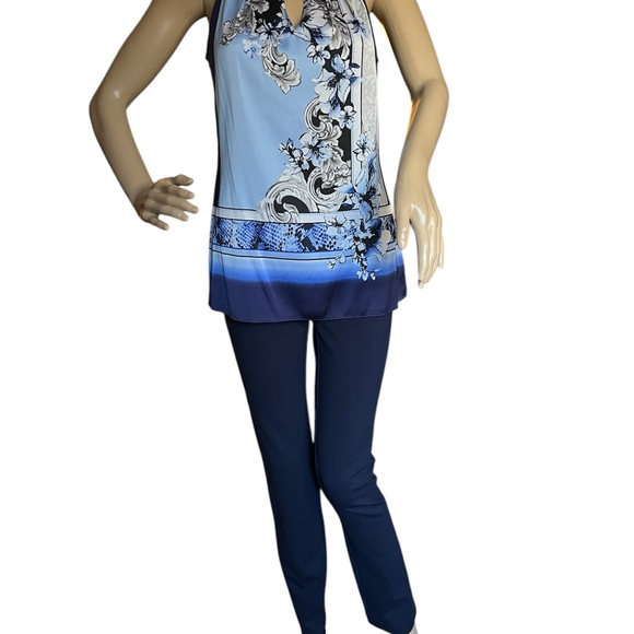 WHBM Outfit Elegant Blue and White Top with Navy Luxe Stretch Skinny Pants - Picture 8 of 16